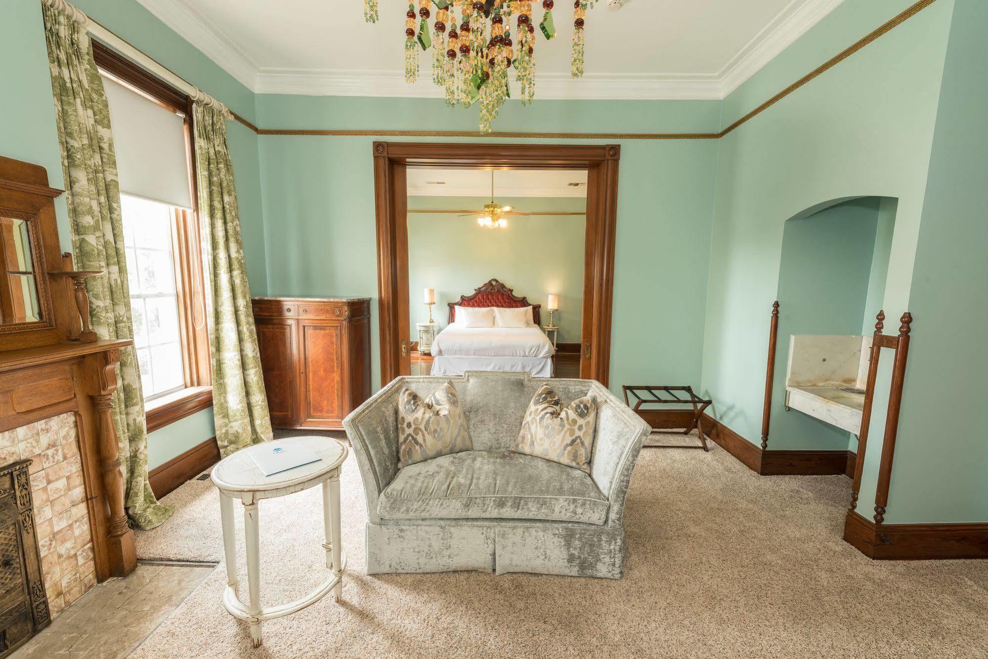 مبيت وإفطار سيغوين Mosheim Mansion المظهر الخارجي الصورة